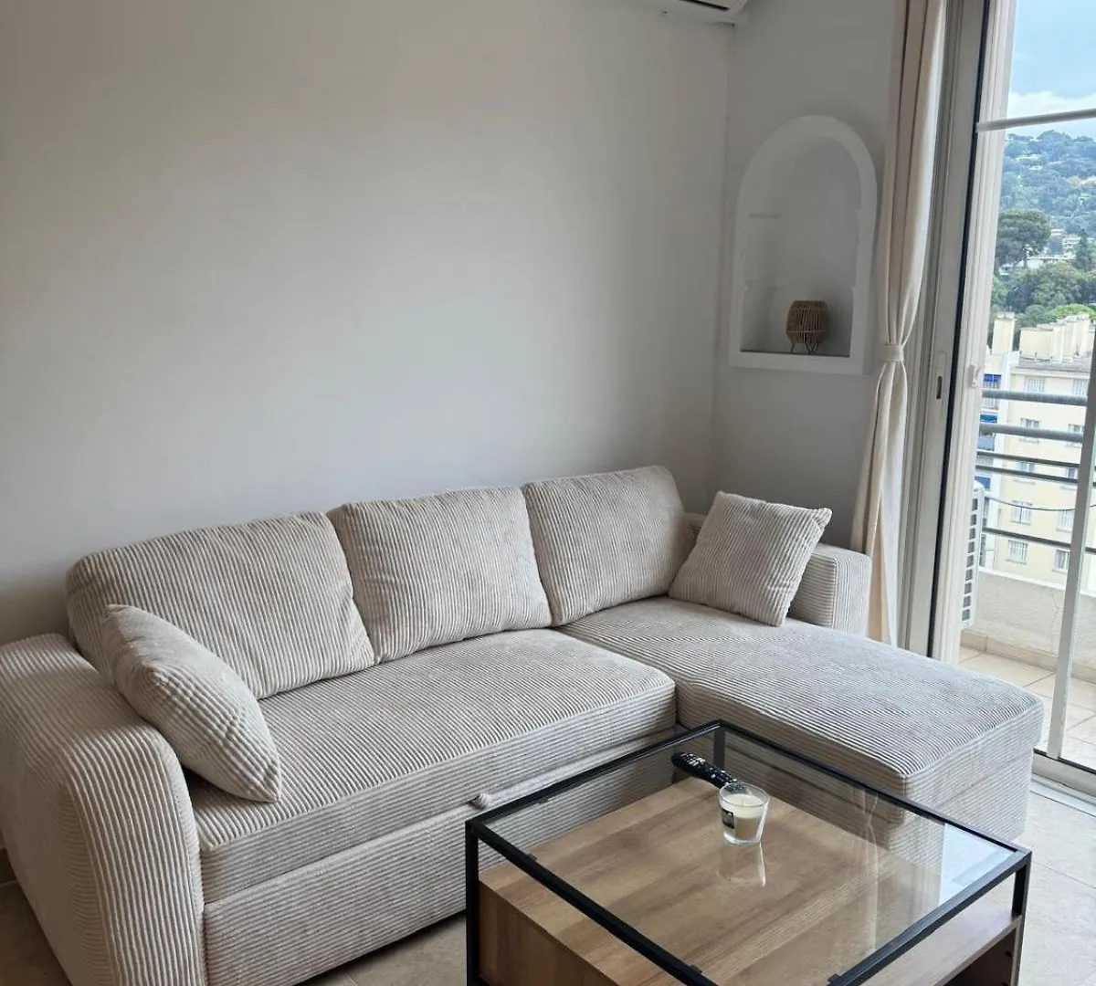 Ferienwohnung Magnifique T2 Avec Grande Terrasse Le Cannet Apartment